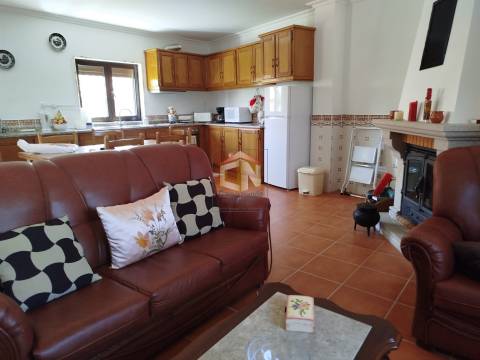 Moradia Isolada T6 em Alfaiates - Sabugal