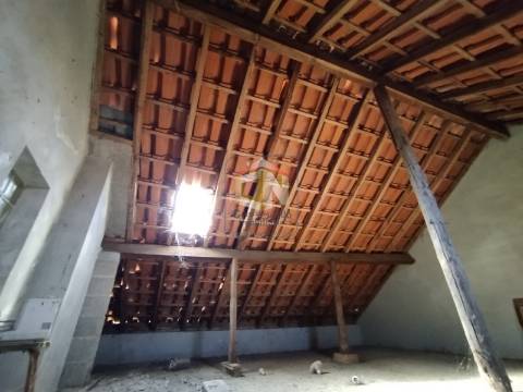 Moradia em Banda V3 em Soito - Sabugal