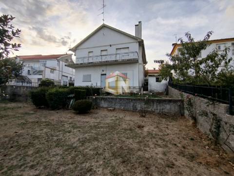 Moradia Isolada T3+1 no Sabugal