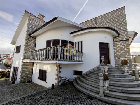 Moradia Isolada T5 Venda em Sabugal e Aldeia de Santo António,Sabugal