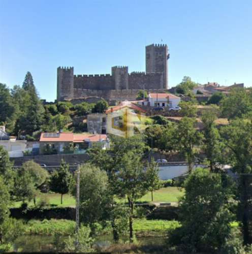 Moradia para Restaurar T4 na Zona História do Sabugal