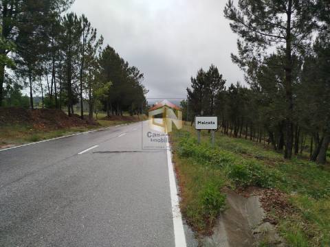 Moradia para reconstruir em Plena Serra de Malcata