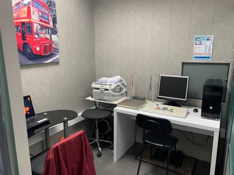 Vendo Espaço Comercial Renovado