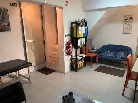 Vendo Espaço Comercial Renovado