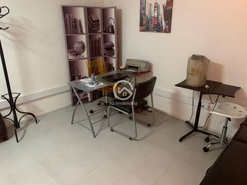 Vendo Espaço Comercial Renovado