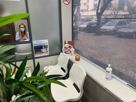 Vendo Espaço Comercial Renovado