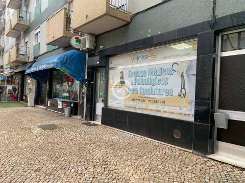 Vendo Espaço Comercial Renovado