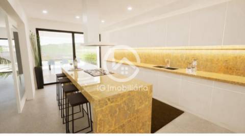 Moradia T4 e T5 em Tróia com piscina