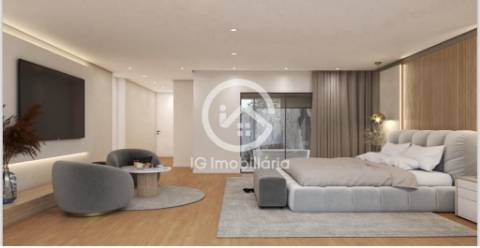 Moradia T4 e T5 em Tróia com piscina