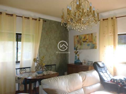 Quintinha T4 em Palmela.