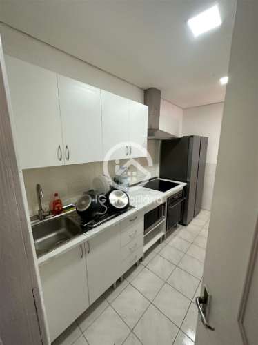 Vendo Moradia T3 geminada na Travessa dos Safreiros, Barroca Grande.