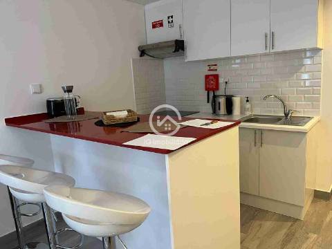 Arrendo T1 na Baixa de Setúbal com mobílias.