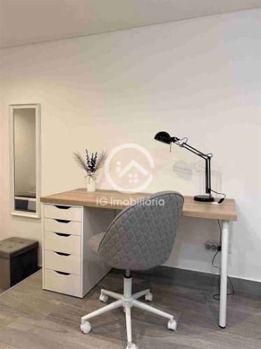 Arrendo T1 na Baixa de Setúbal com mobílias.