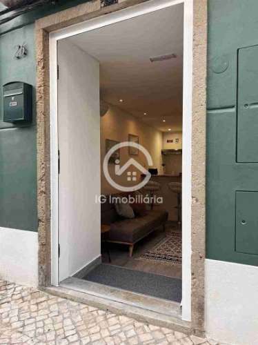 Arrendo T1 na Baixa de Setúbal com mobílias.