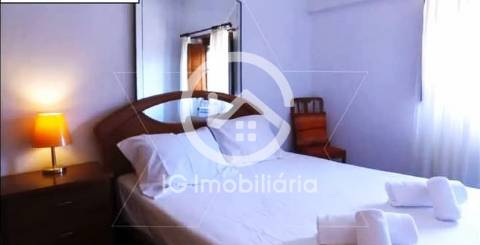 Moradia T6 com garagem e piscina em Lagoa de Albufeira