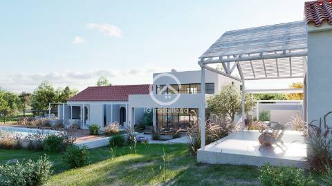 Terreno de 19.942m2 com projeto aprovado para moradia V4.