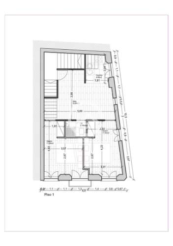 Apartamento T2 totalmente remodelado e com mobílias na Baixa de Setúbal.