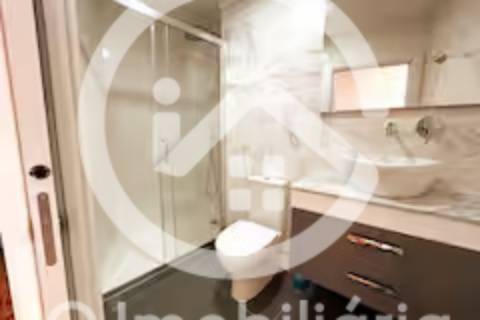 Apartamento T2 totalmente remodelado e com mobílias na Baixa de Setúbal.