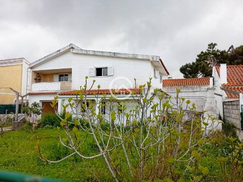 Moradia T3+1 Venda em Sesimbra (Castelo),Sesimbra