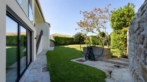 Moradia T4 em Viana do Castelo, Porto - Portugal