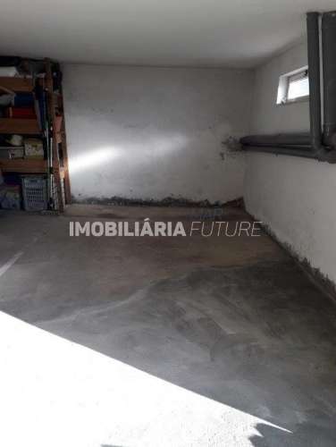 Garagem  Venda em Souselo,Cinfães