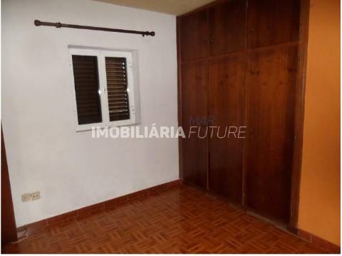 Moradia T2 Venda em Sanfins do Douro,Alijó