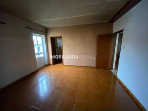 Moradia T2 Venda em Sanfins do Douro,Alijó