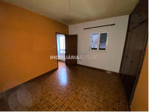 Moradia T2 Venda em Sanfins do Douro,Alijó