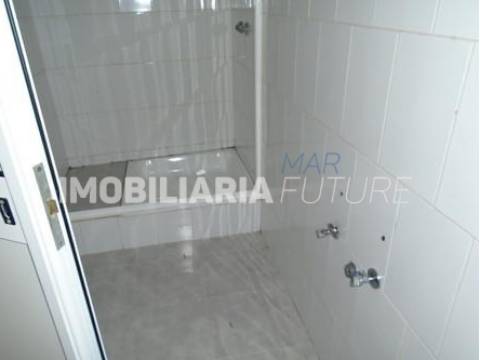 Loja  Venda em Sanfins do Douro,Alijó