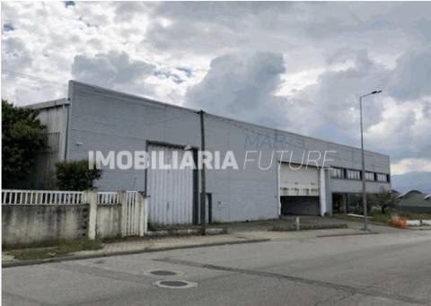 Armazém  Venda em Constantim e Vale de Nogueiras,Vila Real