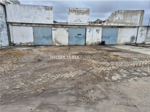 Armazém  Venda em Constantim e Vale de Nogueiras,Vila Real