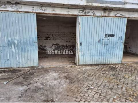 Armazém  Venda em Constantim e Vale de Nogueiras,Vila Real