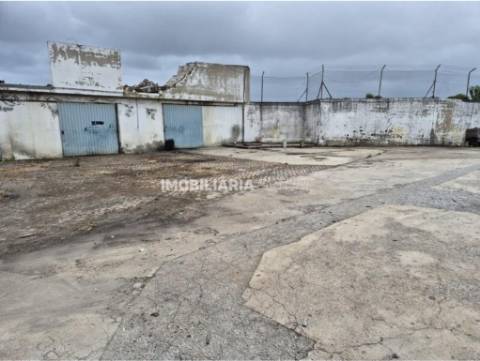 Armazém  Venda em Constantim e Vale de Nogueiras,Vila Real