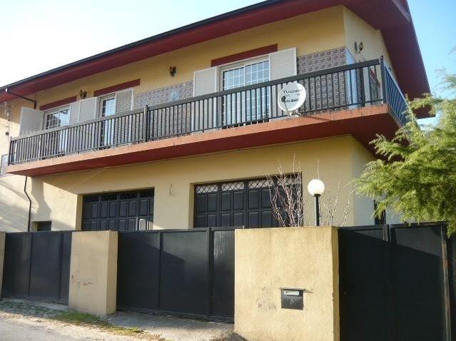 Moradia T3 Venda em Loivos da Ribeira e Tresouras,Baião
