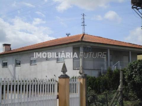 Moradia T3 Venda em Barrô e Aguada de Baixo,Águeda