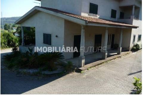 Moradia T4 Venda em Torrados e Sousa,Felgueiras