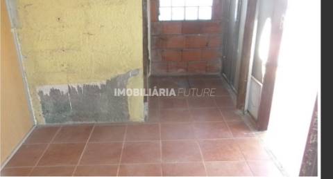 Moradia T3 Venda em Vila Cova da Lixa e Borba de Godim,Felgueiras