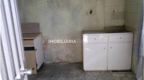 Moradia T3 Venda em Vila Cova da Lixa e Borba de Godim,Felgueiras