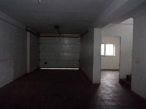 Moradia Isolada T4 Venda em Castro Daire,Castro Daire