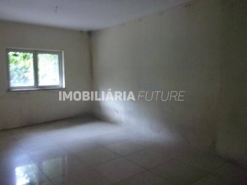 Moradia Isolada T4 Venda em Castro Daire,Castro Daire