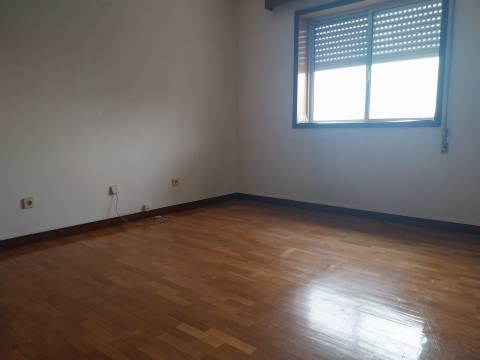 Apartamento T2 Venda em São Mamede de Infesta e Senhora da Hora,Matosinhos