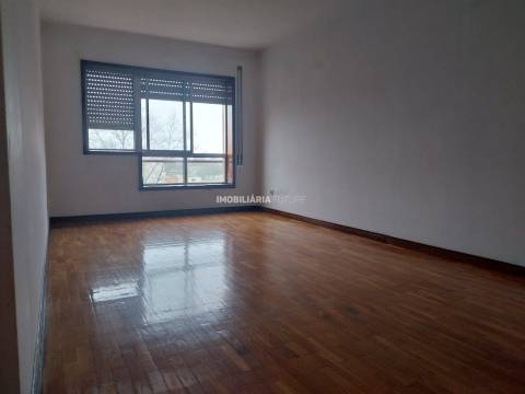 Apartamento T2 Venda em São Mamede de Infesta e Senhora da Hora,Matosinhos