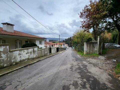 Moradia Isolada T3 Venda em Santo Tirso, Couto (Santa Cristina e São Miguel) e Burgães,Santo Tirso