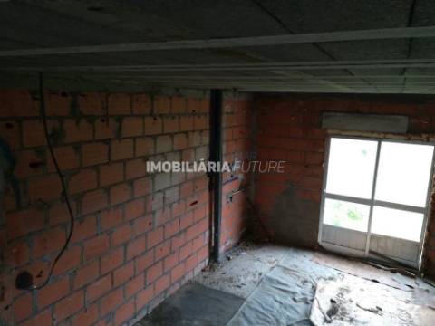 Moradia Isolada T3 Venda em Almoster,Alvaiázere