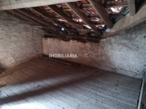 Moradia Isolada T3 Venda em Castanheira de Pêra e Coentral,Castanheira de Pêra