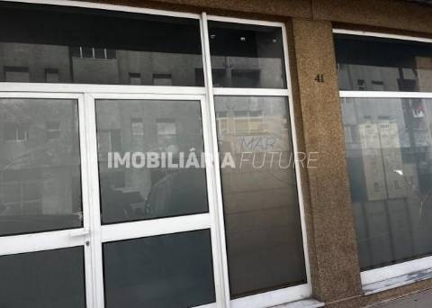 Loja  Venda em Freamunde,Paços de Ferreira