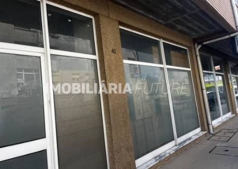 Loja  Venda em Freamunde,Paços de Ferreira