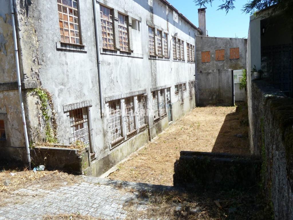 Loja T0 Venda em Nelas,Nelas
