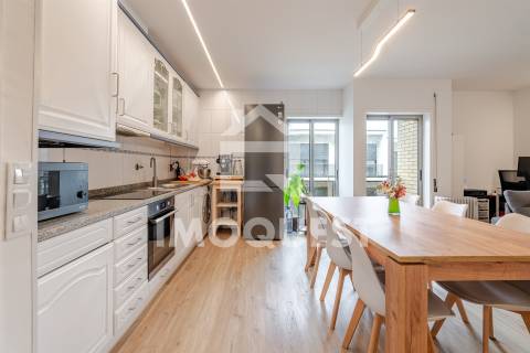 Apartamento T1 Venda em Nogueira, Fraião e Lamaçães,Braga