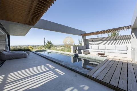 Moradia - Acesso direto à praia - 4 Suites - Península de Troia